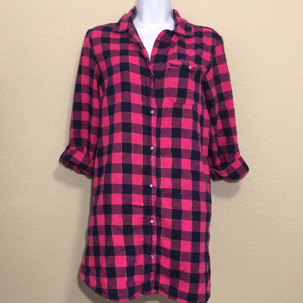 Aerie women’s pink and black button down shirt - Picture 2 of 7